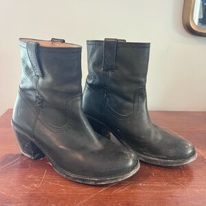 Frye boots black 7.5
